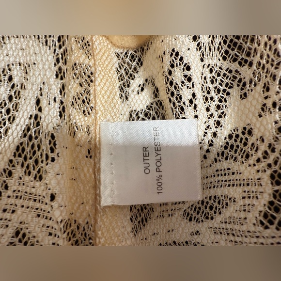 Lexi Ivory Lace Midi Dress w/ High Neck & Gold Buttons NWT - US 8 - Picture 6 of 8